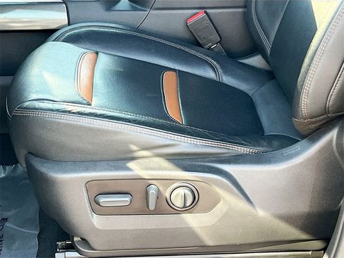 Used 2021 GMC Sierra 1500 AT4 image 18