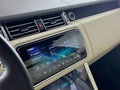 Used 2021 Land Rover Range Rover Westminster Edition image 11