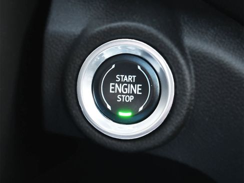 Used 2022 Chevrolet TrailBlazer ACTIV w/ Sun and Liftgate Package image 17