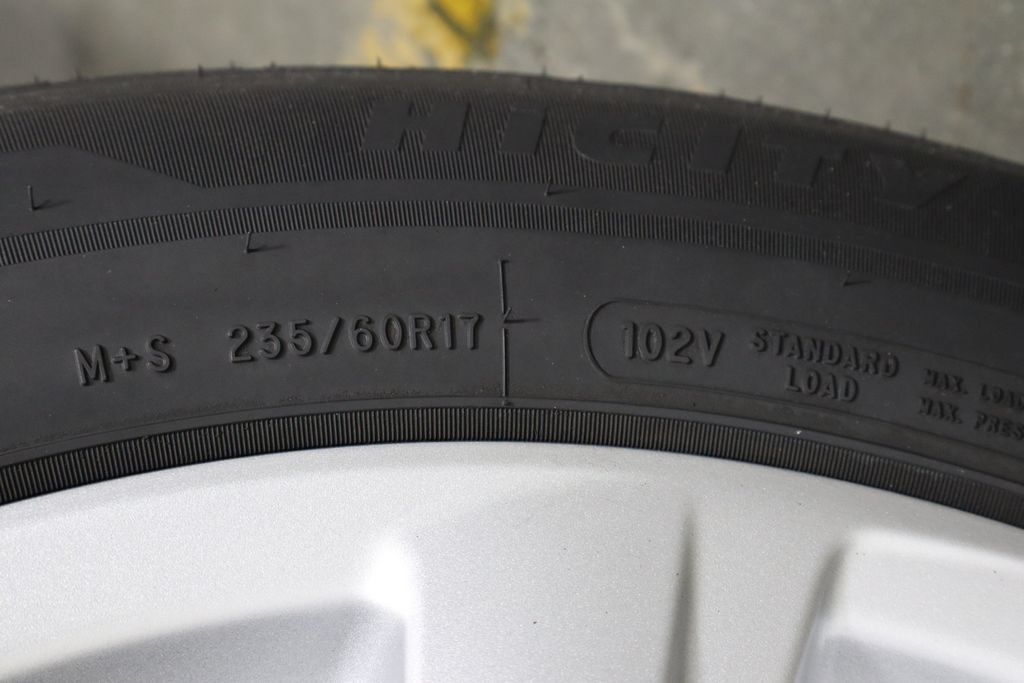 Used 2024 Toyota Camry LE w/ Convenience Package FWD image 43