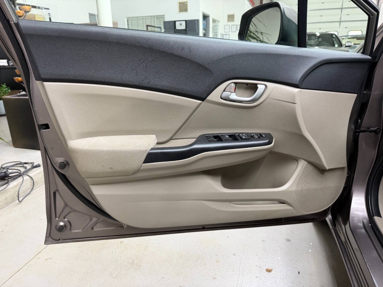 Used 2012 Honda Civic LX image 10