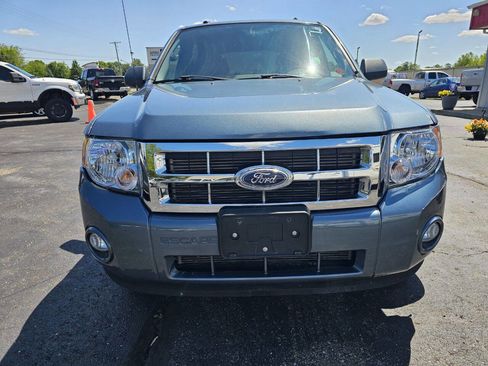 Used 2010 Ford Escape XLT AWD/4WD image 3