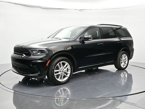 Used 2024 Dodge Durango GT image 1