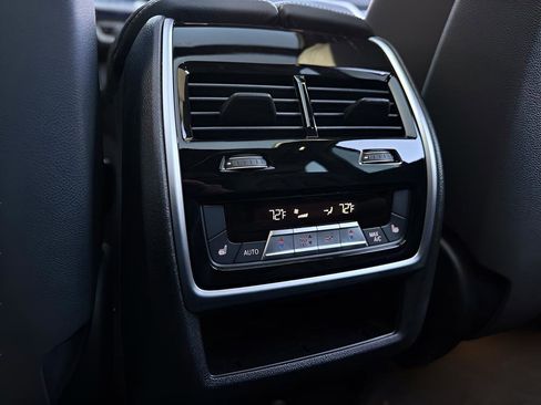 Used 2020 BMW X5 sDrive40i w/ Premium Package image 24