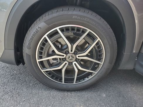 Used 2023 Mercedes-Benz EQB 350 4MATIC SUV image 28