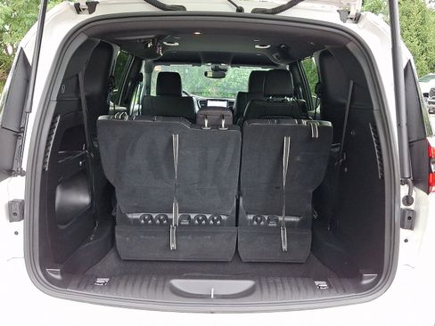 Used 2022 Chrysler Pacifica Touring-L w/ S Appearance Package FWD image 29