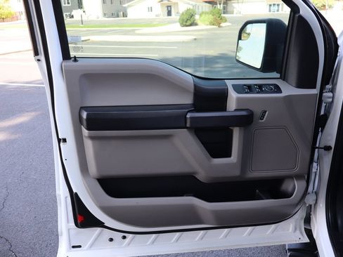 Used 2018 Ford F150 XL w/ Equipment Group 101A Mid AWD/4WD image 23