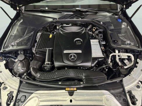 Used 2018 Mercedes-Benz C 300 Sedan image 42