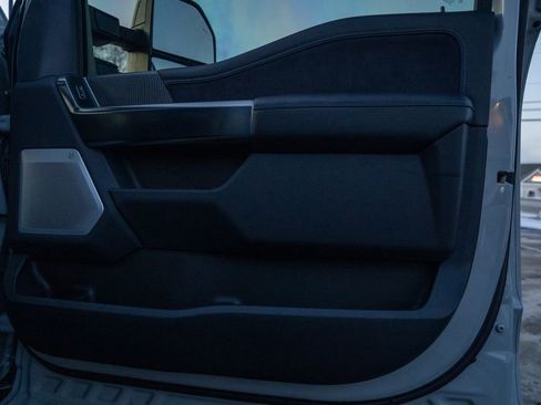 Used 2025 Ford F350 Platinum w/ FX4 Off-Road Package image 13