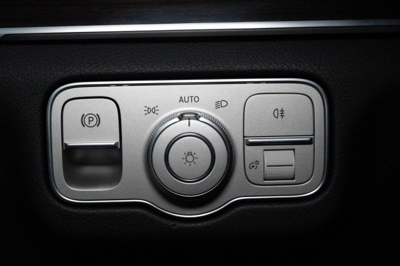Certified 2026 Mercedes-Benz GLS 450 4MATIC image 30