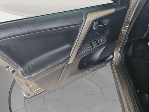 Used 2014 Toyota RAV4 Limited image 12