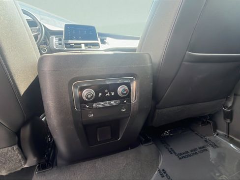 Used 2023 Chevrolet Tahoe LT w/ Luxury Package AWD/4WD image 24