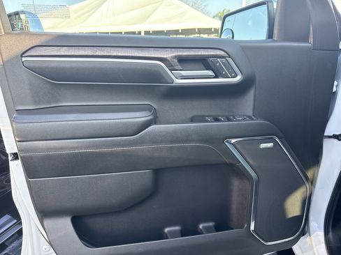 Used 2022 Chevrolet Silverado 1500 LTZ w/ LTZ Premium Package image 21