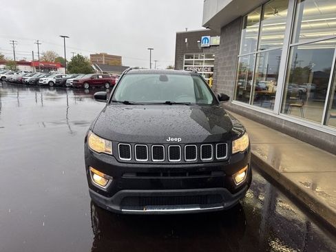 Used 2019 Jeep Compass Limited image 3