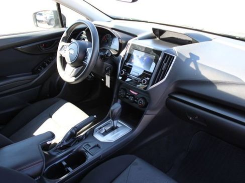 Used 2018 Subaru Impreza 2.0i AWD/4WD image 18