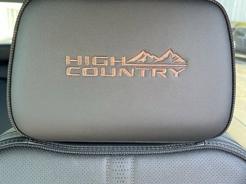 New 2025 Chevrolet Silverado 2500 High Country w/ High Country Premium Package image 12