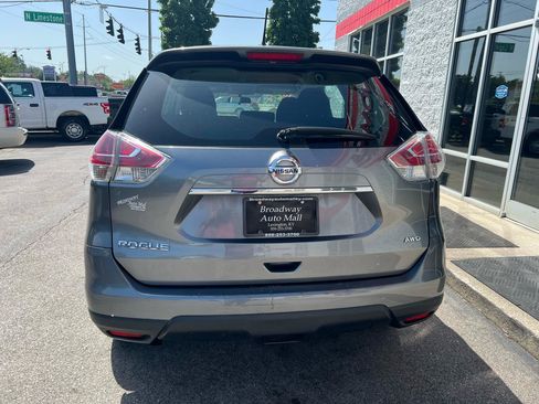 Used 2016 Nissan Rogue S AWD/4WD image 6