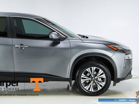 Used 2023 Nissan Rogue SV FWD image 12