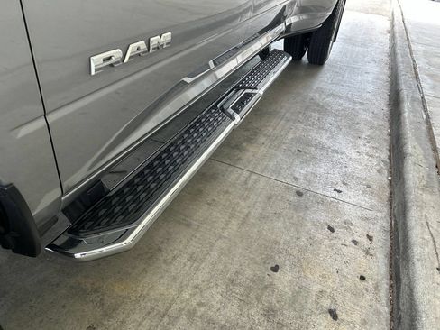 Used 2024 RAM 3500 Big Horn AWD/4WD image 17