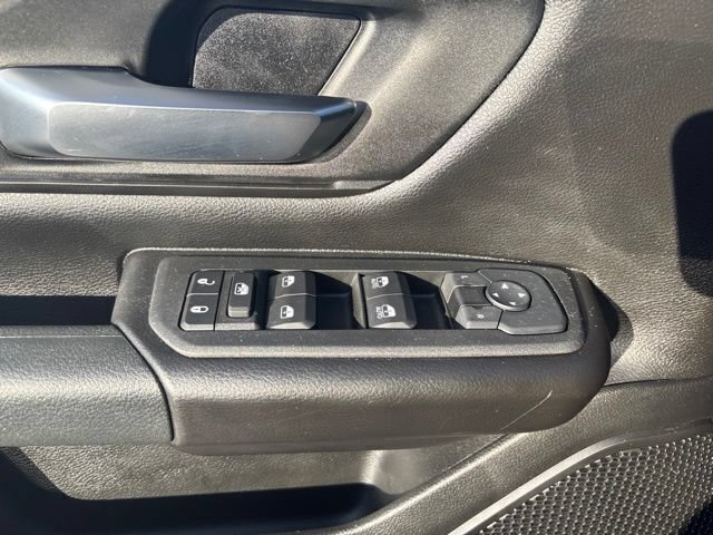 Used 2025 RAM 1500 Warlock AWD/4WD image 36