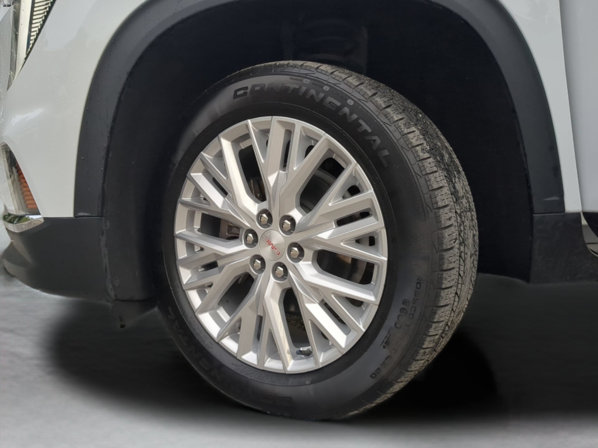 Used 2026 GMC Acadia Elevation w/ Elevation Premium Package FWD image 72