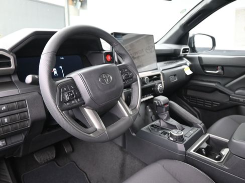 New 2026 Toyota Tacoma TRD Off-Road AWD/4WD image 12