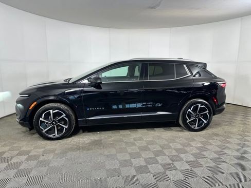 Used 2024 Chevrolet Equinox EV LT w/ LPO, All-Weather Mat Package image 6