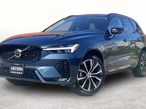 Certified 2024 Volvo XC60 B5 Plus w/ Protection Package Premier AWD/4WD image 13