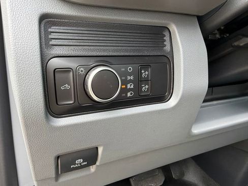 New 2026 Ford F250 XL w/ XL Off-Road Package AWD/4WD image 10