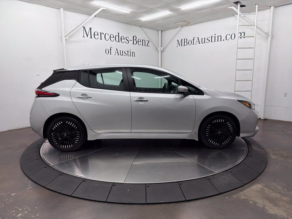 Used 2023 Nissan Leaf SV Plus FWD image 8