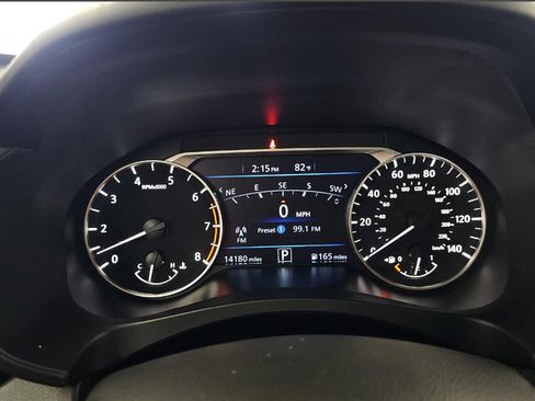 Used 2023 Nissan Altima 2.5 SR w/ SR Premium Package FWD image 32