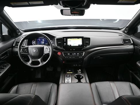 Certified 2024 Honda Passport TrailSport image 11