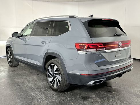 Used 2025 Volkswagen Atlas SEL image 6