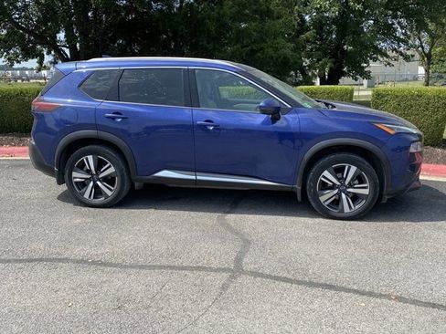 Used 2023 Nissan Rogue SL w/ SL Premium Package FWD image 8