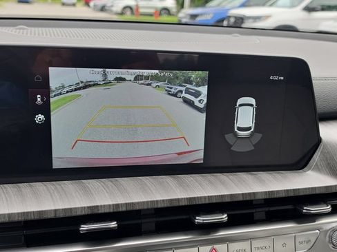 Certified 2024 Kia Telluride EX w/ EX Captain's Chair Package FWD image 28