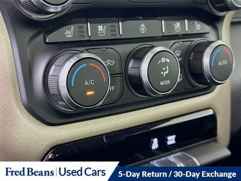 Used 2022 RAM 1500 Laramie AWD/4WD image 21