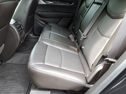 Certified 2023 Cadillac XT5 Premium Luxury AWD/4WD image 11