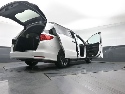 Used 2024 Honda Odyssey EX-L image 51