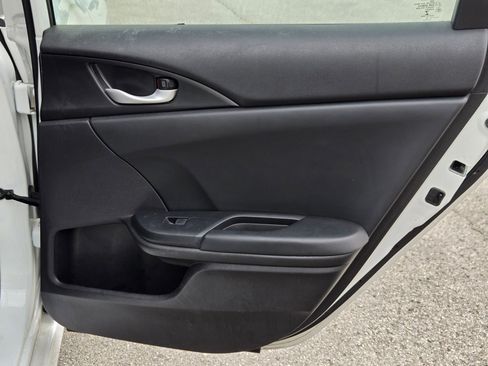 Used 2019 Honda Civic Sport image 26