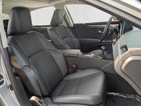 Used 2024 Lexus ES 350 w/ Accessory Package (Z1) FWD image 21