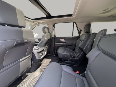 New 2026 Ford Expedition Active RWD image 17