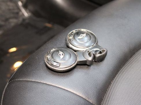 Used 2014 MINI Cooper Countryman FWD image 13