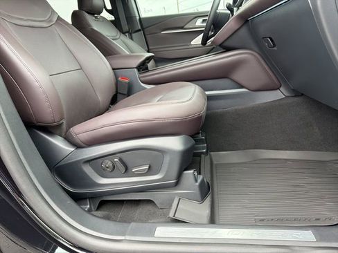 New 2026 Ford Explorer Platinum image 18