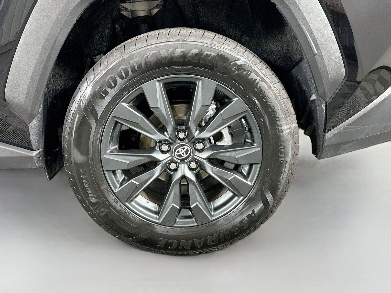 Used 2026 Toyota RAV4 XLE Premium AWD/4WD image 29