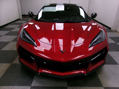 New 2026 Chevrolet Corvette E-Ray w/ Stealth Interior Trim Package AWD/4WD image 13