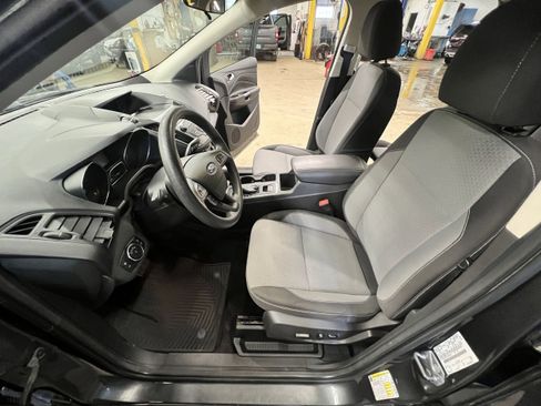 Used 2017 Ford Escape SE image 10