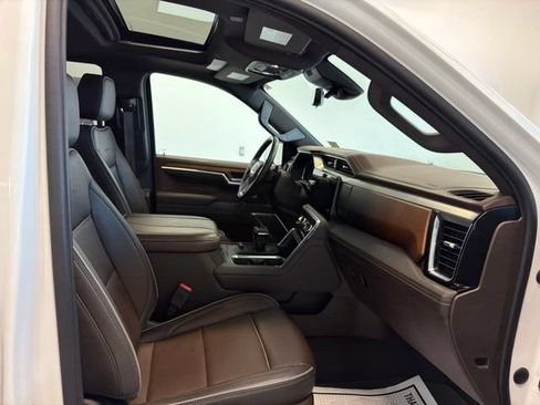 Used 2023 GMC Sierra 1500 Denali w/ Denali Reserve Package AWD/4WD image 41