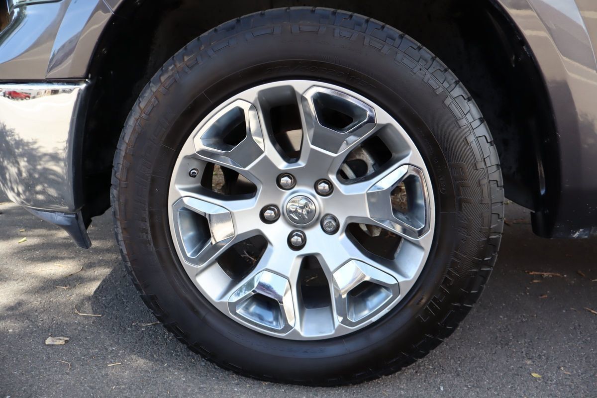 Used 2016 RAM 1500 Limited AWD/4WD image 41