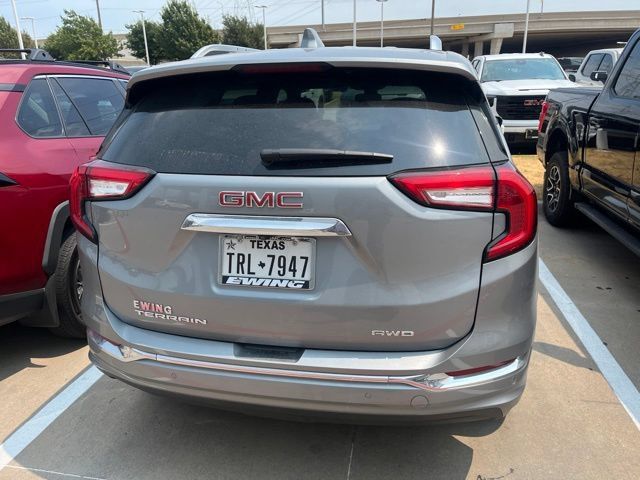 Used 2024 GMC Terrain Denali w/ Denali Premium Package AWD/4WD image 5