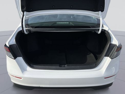 Used 2023 Honda Accord EX image 25